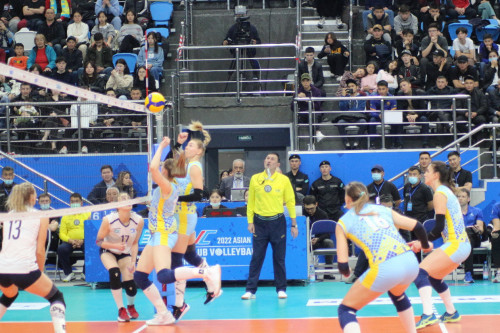 سەمەيدەگى دوپ دوداسى تارتىستى ءوتىپ جاتىر