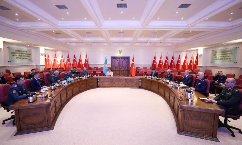 قازاقستان مەن تۇركيا قورعانىس ىنتىماقتاستىعىن تەرەڭدەتۋ جولدارىن تالقىلادى