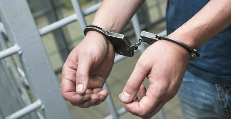 سقو-دا ينتەرنەت ارقىلى 15 ادامدى الداعان جىگىت ۇستالدى