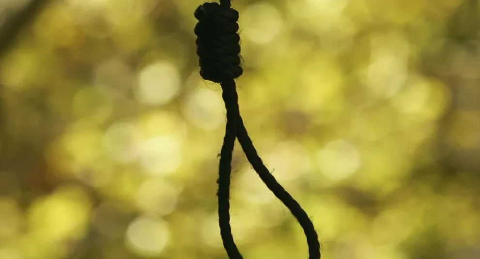 قوستانايدا پروكۋراتۋرا قىزمەتكەرى ءوز-وزىنە قول جۇمسادى