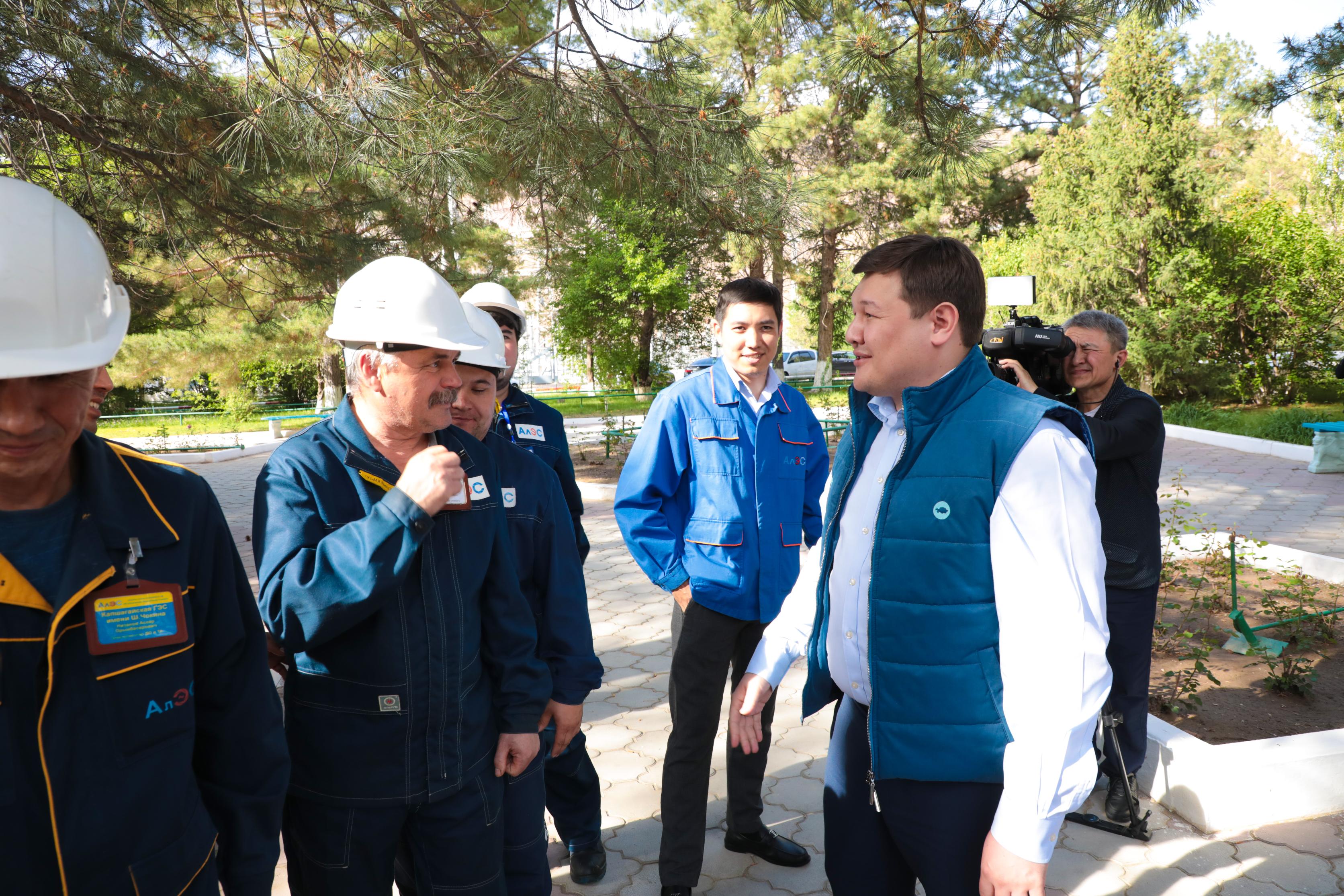 قوناەۆ قالاسىندا وتكەن كەزدەسۋلەر