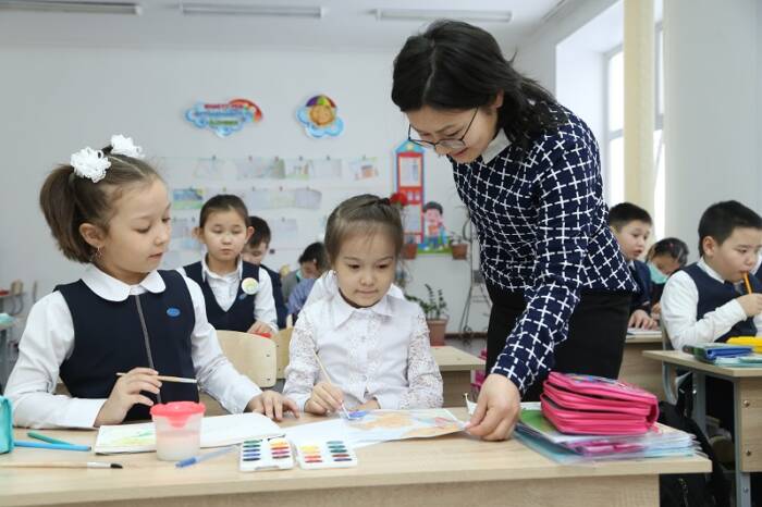 ۇستازدىڭ اتى ولمەيدى