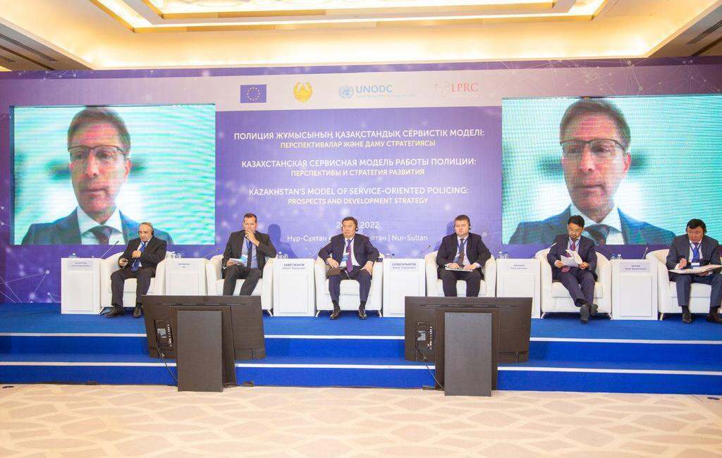 سەرۆيستىك مودەل پوليتسيا جۇمىسىنا سەرپىن بەرە مە؟