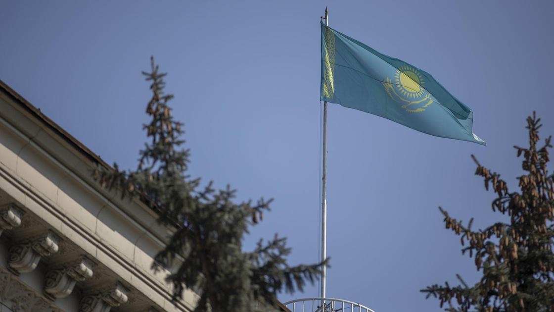 تۋ تاريحى تەرەڭدە