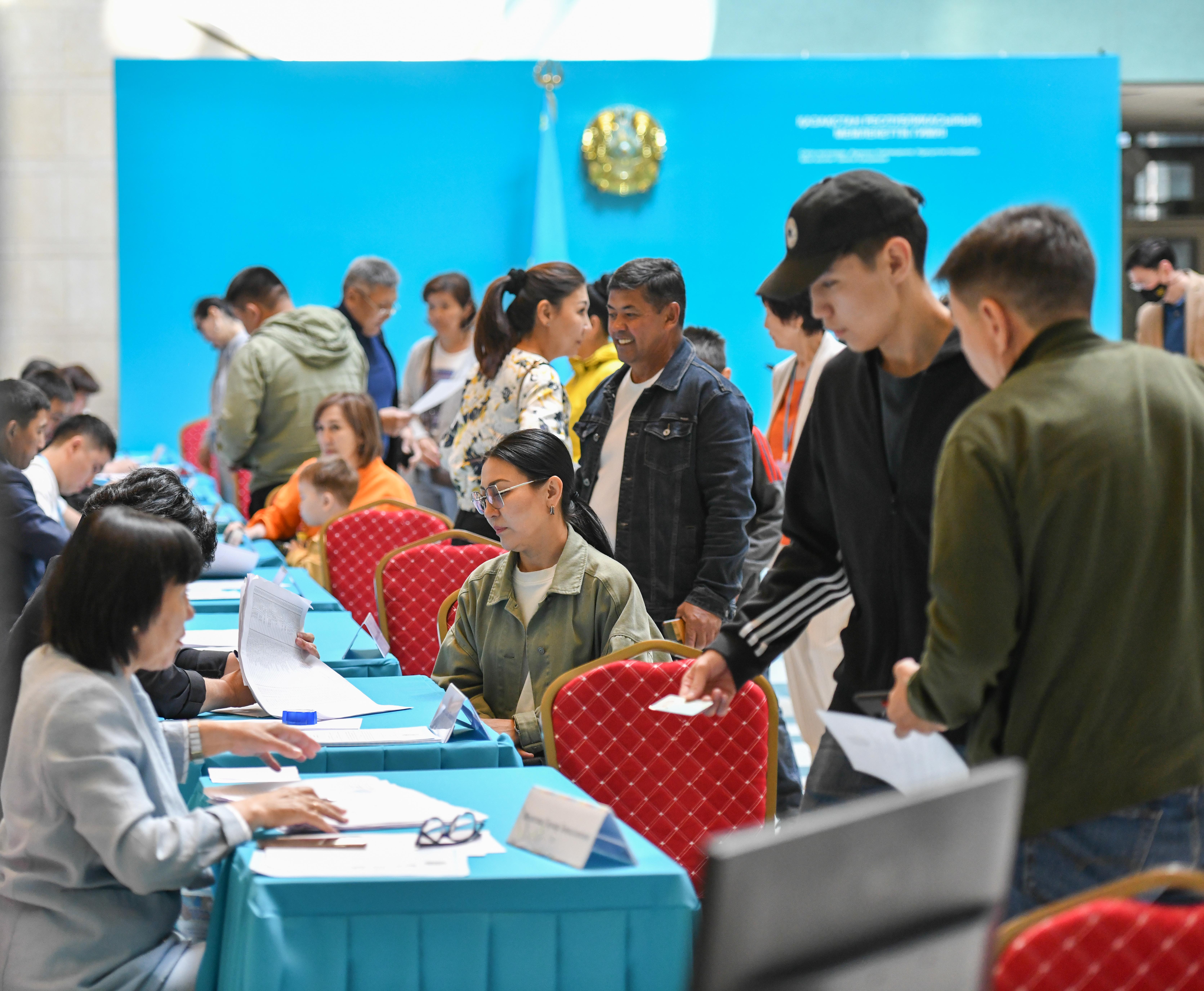 حالىقارالىق بايقاۋشىلار رەفەرەندۋمدى وڭ باعالادى