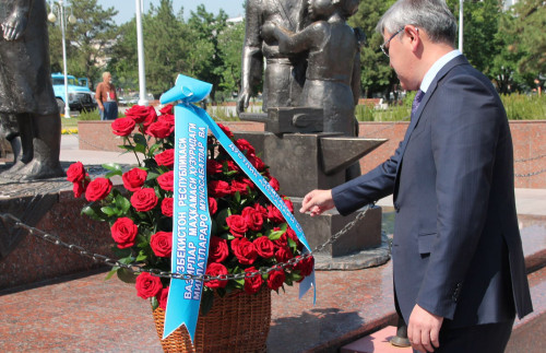 وزبەكستاندا قازاق ۇلتتىق مادەني ورتالىعىنىڭ 30 جىلدىعىنا وراي كونفەرەنتسيا ءوتتى