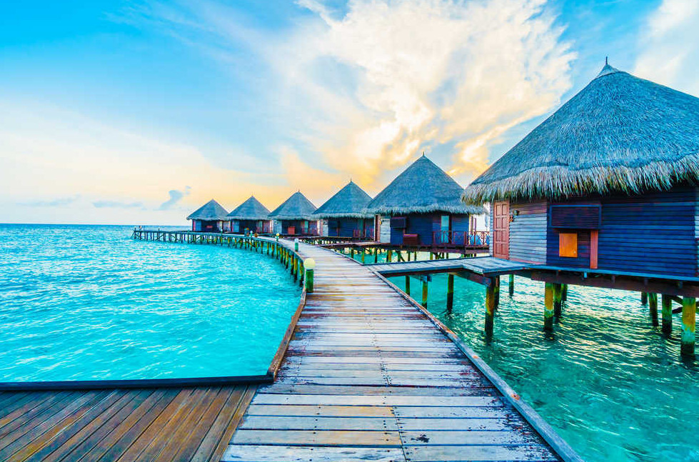 قازاقستاندىقتار مالديۆكە ۆيزاسىز بارا الادى