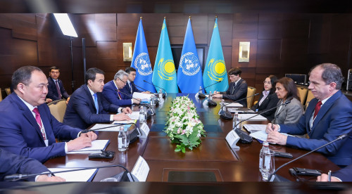 پرەمەر-مينيستر بۇۇ باس حاتشىسىنىڭ ورىنباسارىمەن كەزدەستى