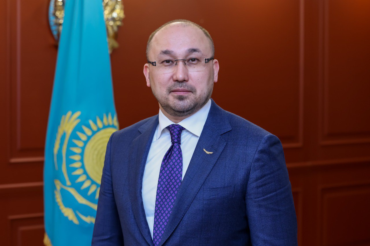 ۇلتتىڭ جانى دا, جادى دا – ادەبيەت