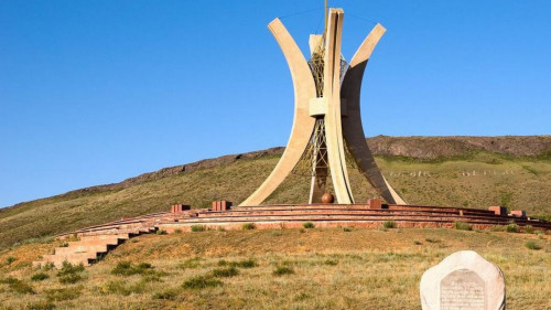 ماڭىزدى مىندەتتەردى بىرگە اتقارا بەرەمىز