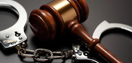 وسكەمەندە تانىسىنىڭ 2 ملن تەڭگەسىن جىمقىرعان الاياق ۇستالدى