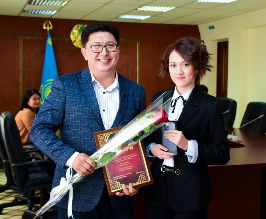 iPhone 13 انگەليناعا بۇيىردى