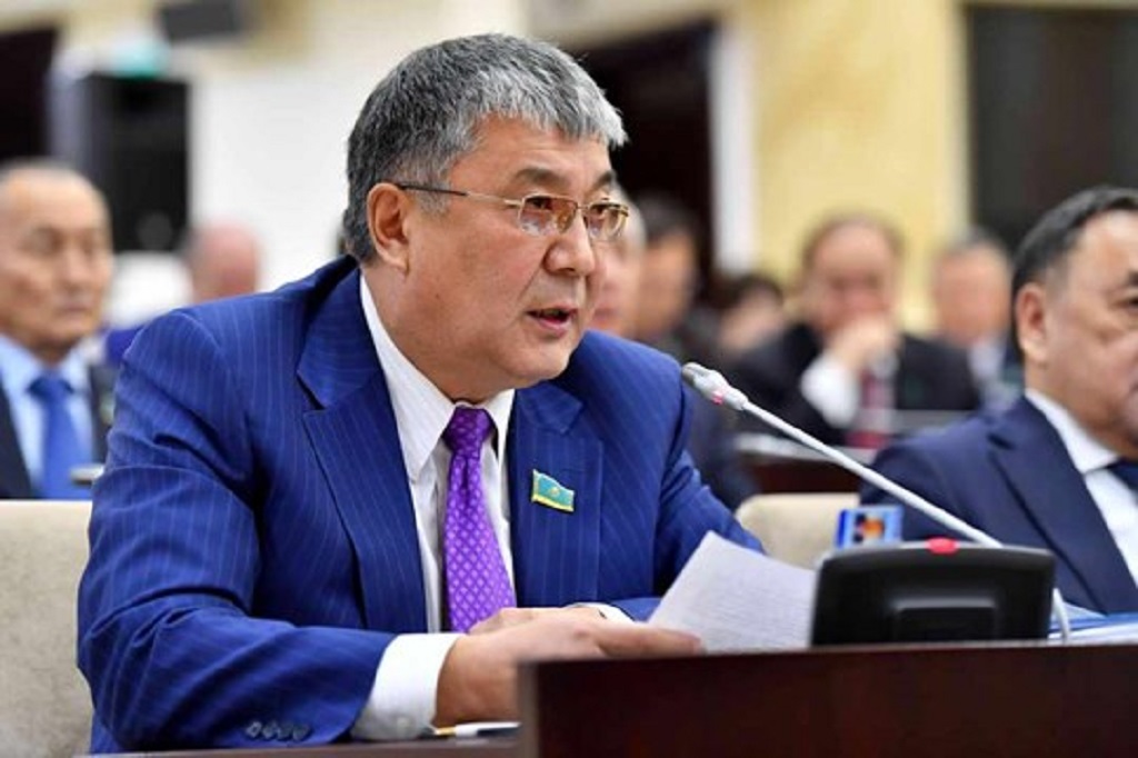 سالاداعى ماسەلەگە كوڭىل ءبولىندى