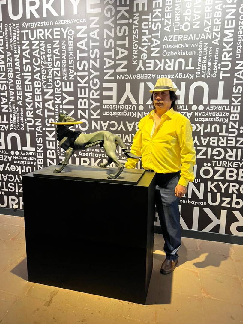 سۋرەتشىلەر تۇركيادا باس قوستى