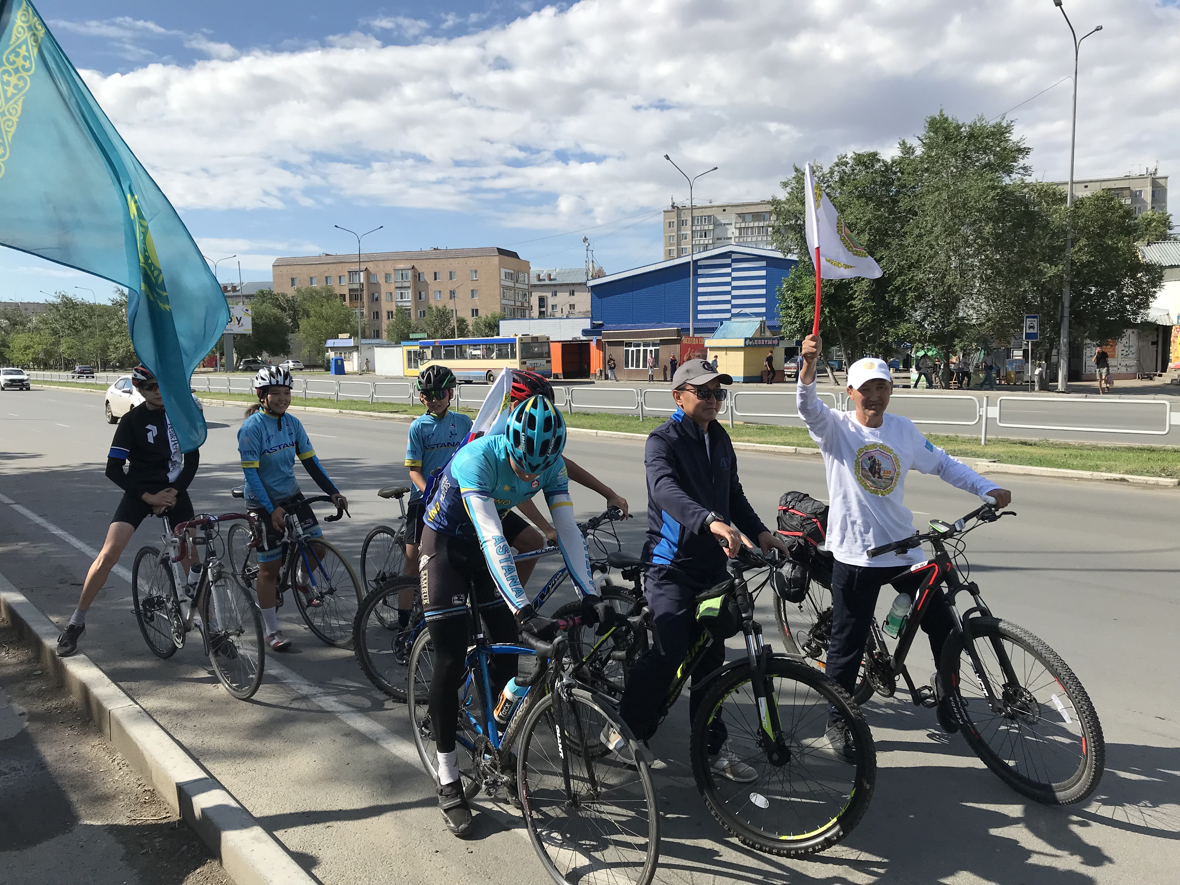 باتىر بابالار جولىمەن