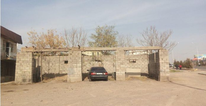 قۇرىلىستاعى قات-قابات بىلىق