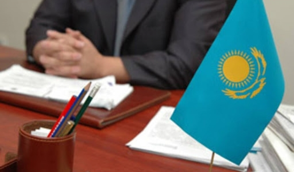 جەتىسۋلىق تۇرعىندار اۋىل اكىمىنىڭ جۇمىستان كەتۋىن تالاپ ەتتى