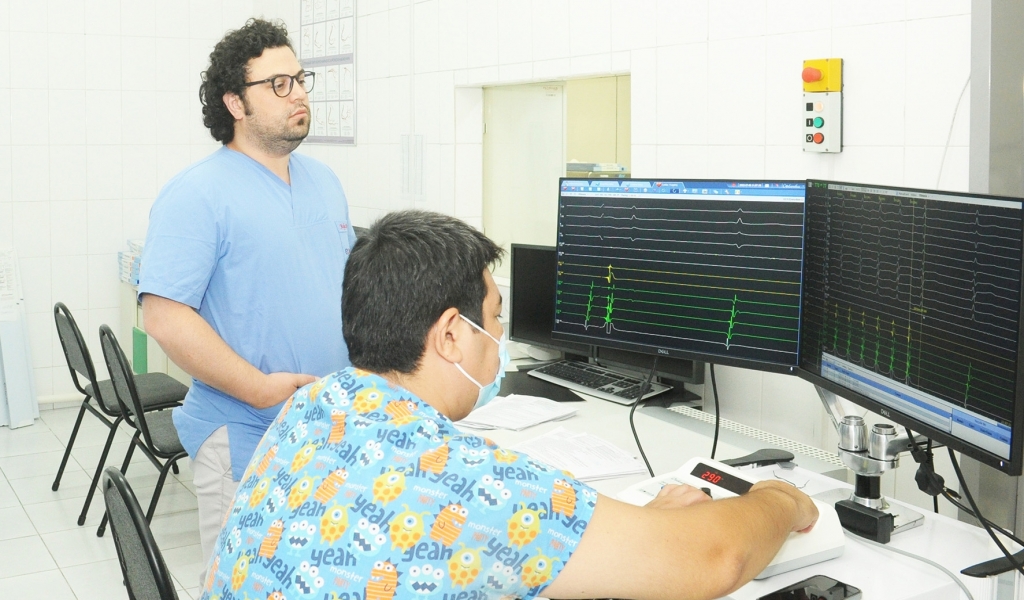 كەسەلدى اپپارات انىقتايدى