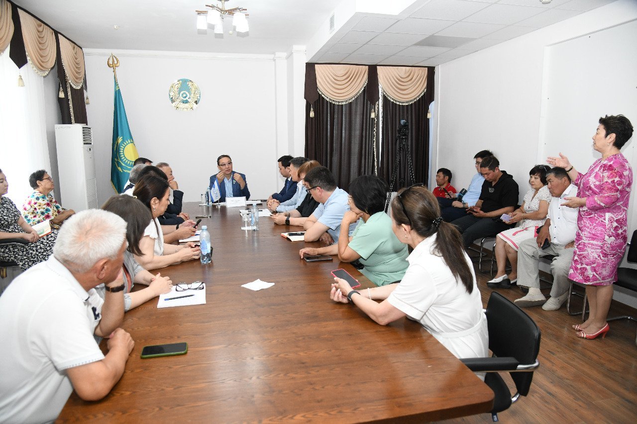 اق جەلەڭدىلەر نەگە الاڭدايدى؟