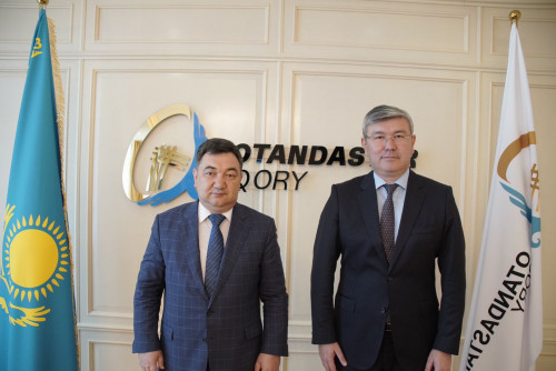 قانداس جۋرناليستەر «ەگەمەن قازاقستاندا» تاجىريبەدەن وتەدى