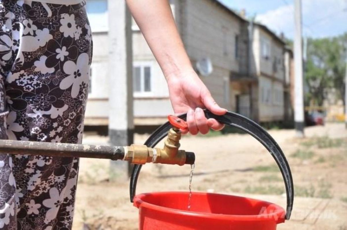 شۇمەكتەن شىققان سۋ مەن شۋ