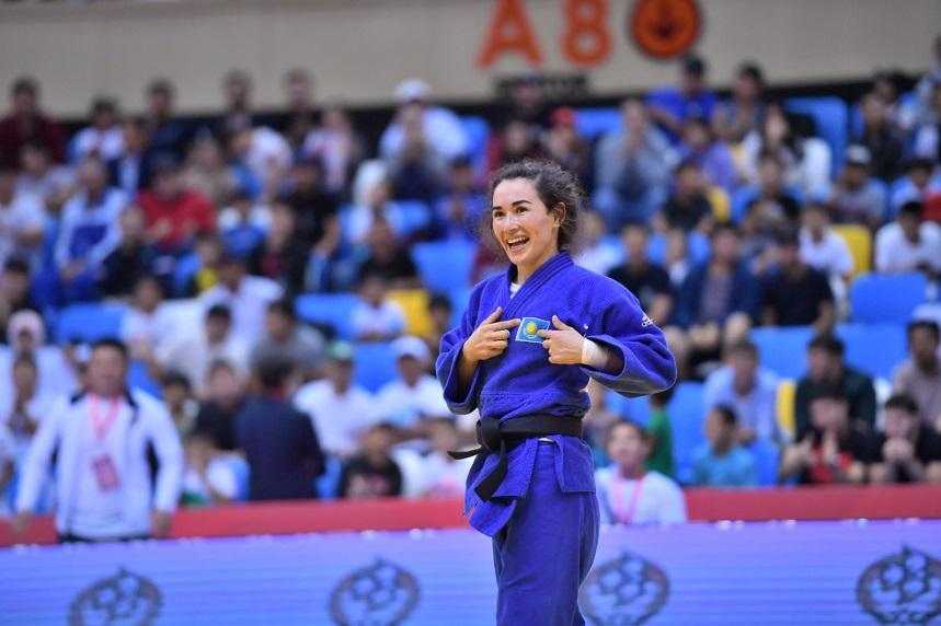 چەمپيون بولۋدى ارماندايمىن – دەيدى دزيۋدودان ازيا چەمپيوناتىنىڭ ەكى دۇركىن كۇمىس جۇلدەگەرى ءابيبا ابۋجاقىنوۆا