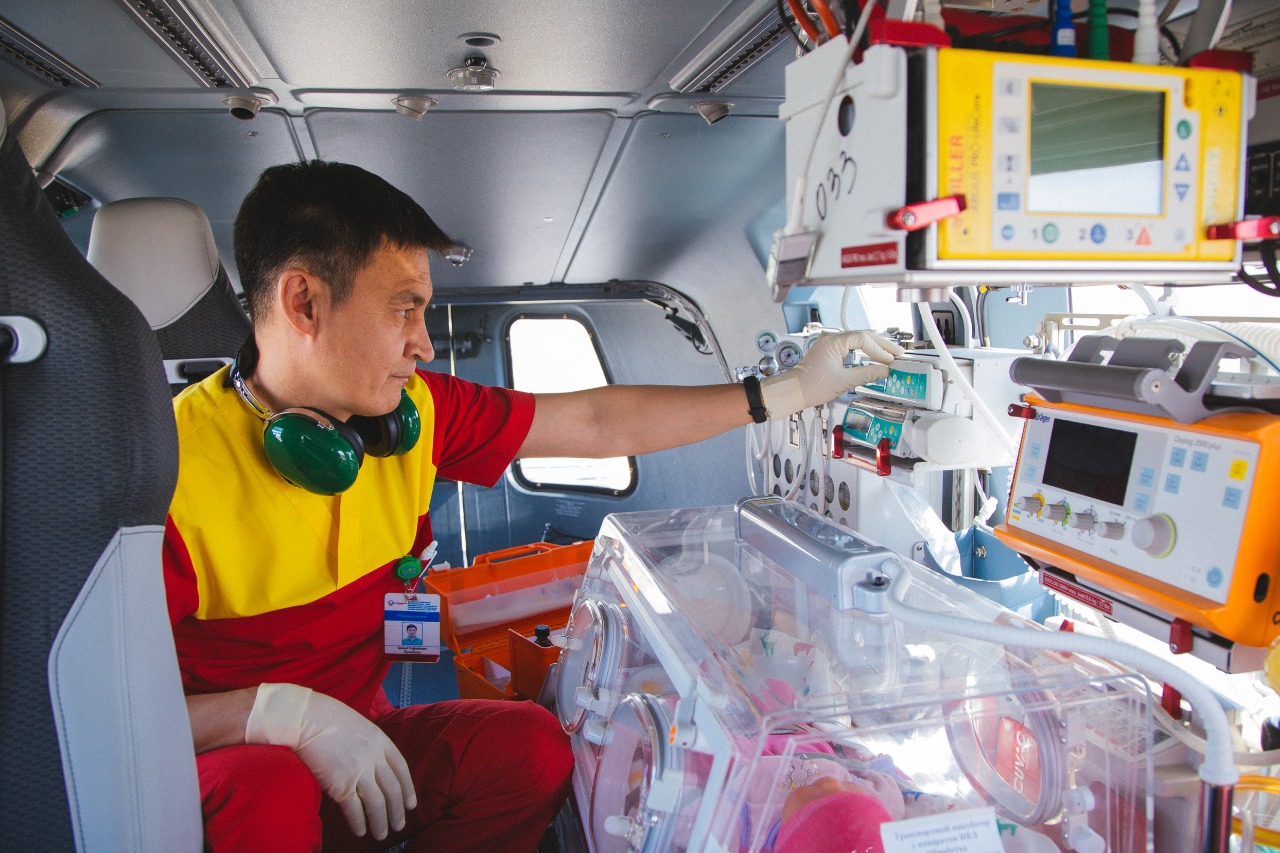 شۇعىل مەديتسينانى ۇيلەستىرۋدىڭ شەبەرلەرى