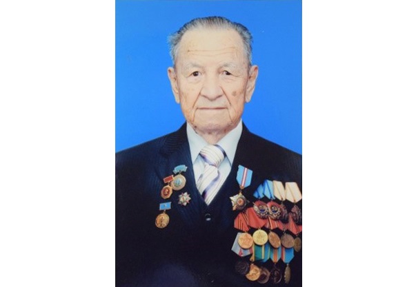 ارتىندا وشپەس ءىز قالدىرعان