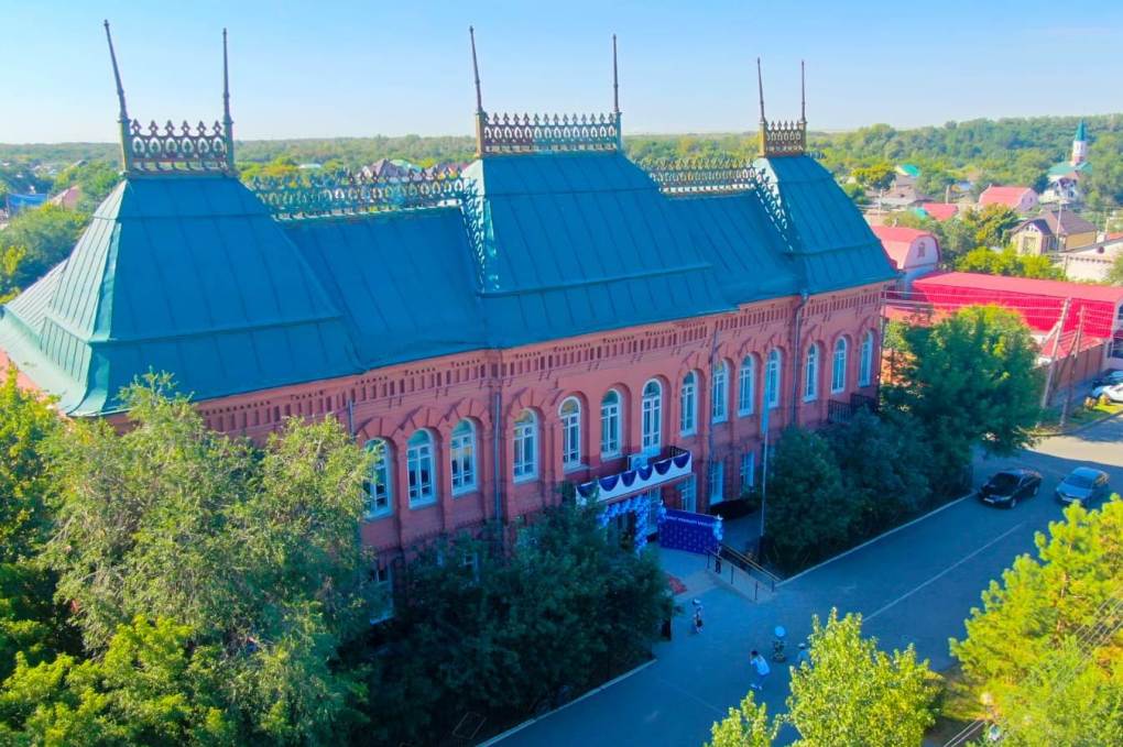 سۋرەت مەكتەبىنىڭ سەرگەلدەڭى