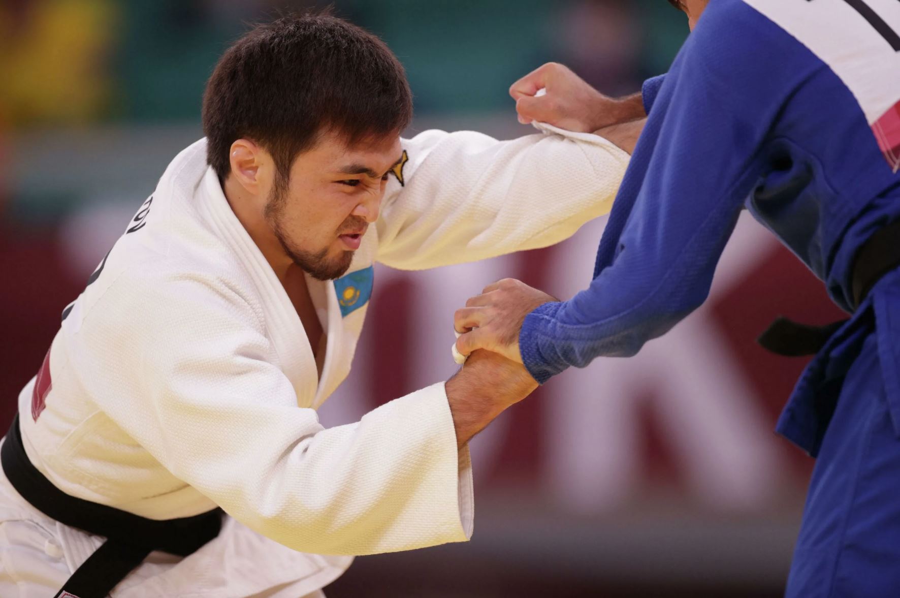 قازاق بالۋاندارىنىڭ قارقىنى باسەڭ