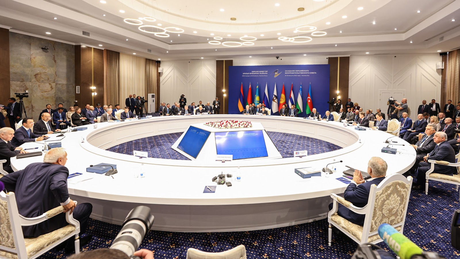 ساۋداداعى توسقاۋىلداردى جويۋ تەتىكتەرىن ايقىنداۋ قاجەت