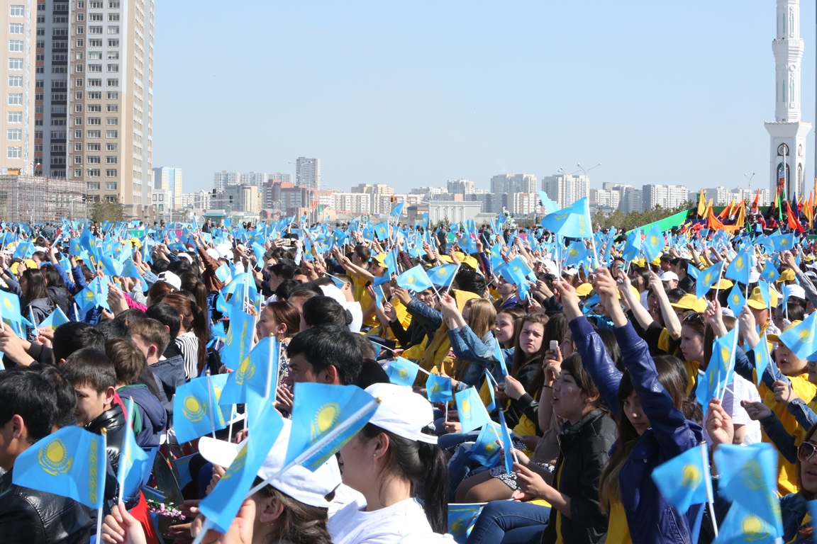 قۋاتتى ۇلتتىڭ دىڭگەگى – حالىق