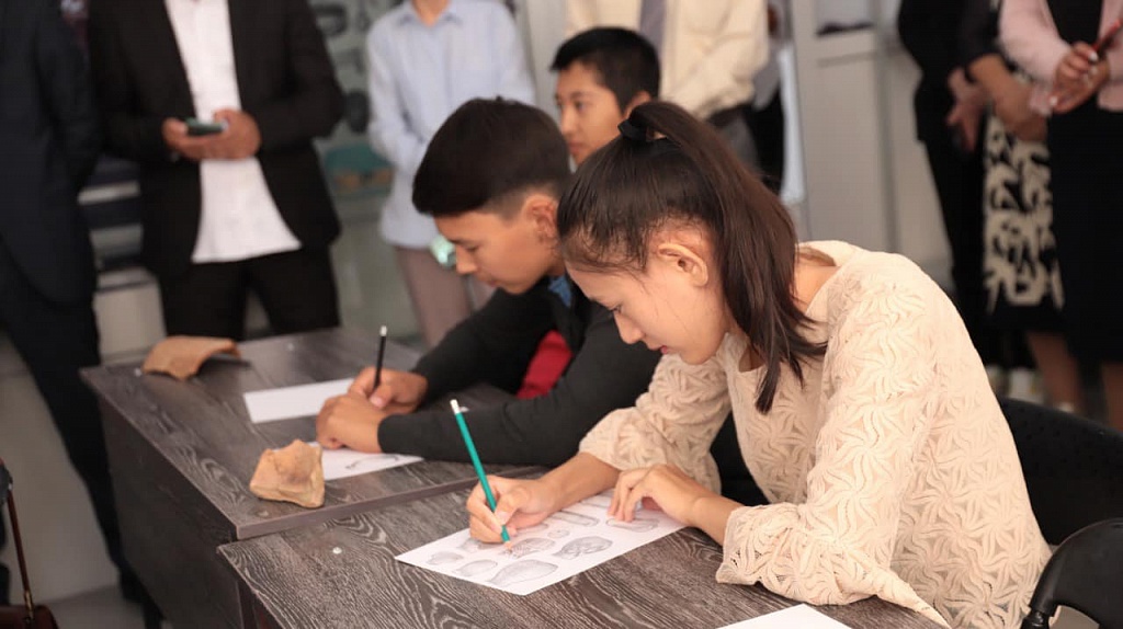 زەرتتەۋ نىسانى – ارحەولوگيا