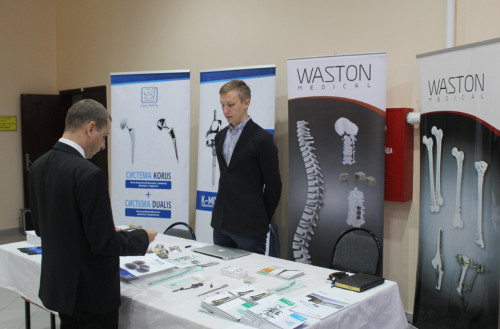 تۇركىستاندا الەم تراۆماتولوگتارى مەن ورتوپەدتەرى تاجىريبە الماسۋدا