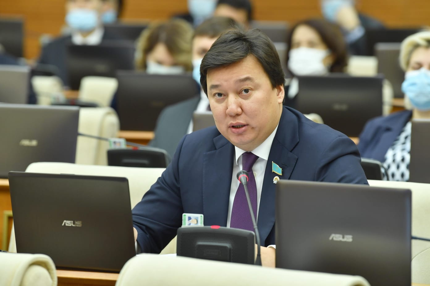 جاڭا داۋىرگە جاسالعان ساياسي قادام