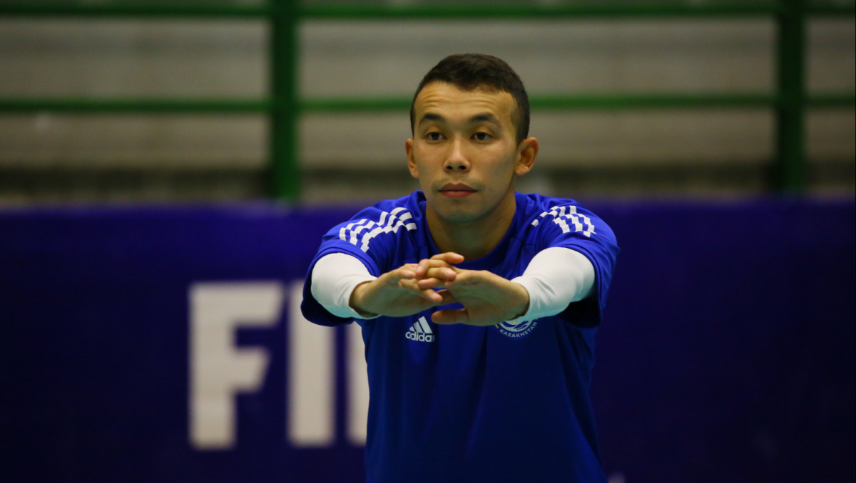 توقاەۆ تىزىمگە ىلىكپەدى