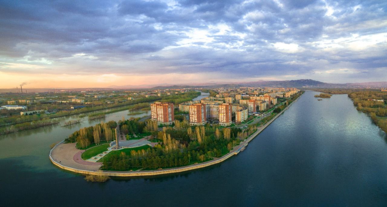 لۇقبەك تۋماشينوۆ: ءبىز قۇندىلىقتاردى قادىرلەيمىز