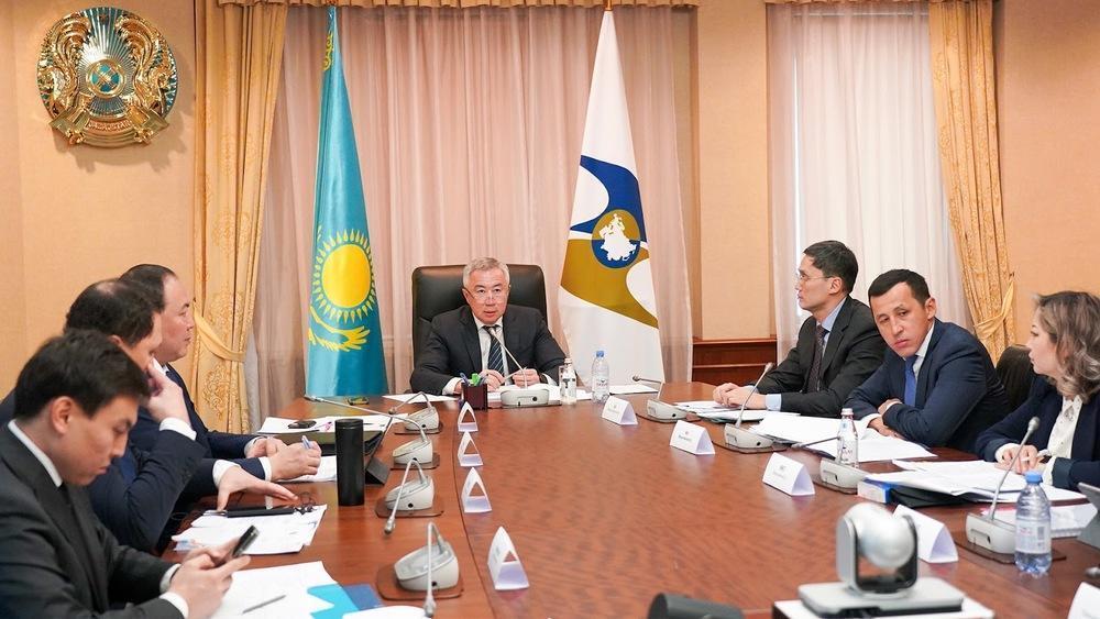 «سۇر» سەرتيفيكاتتارمەن كۇرەسۋ شارالارى