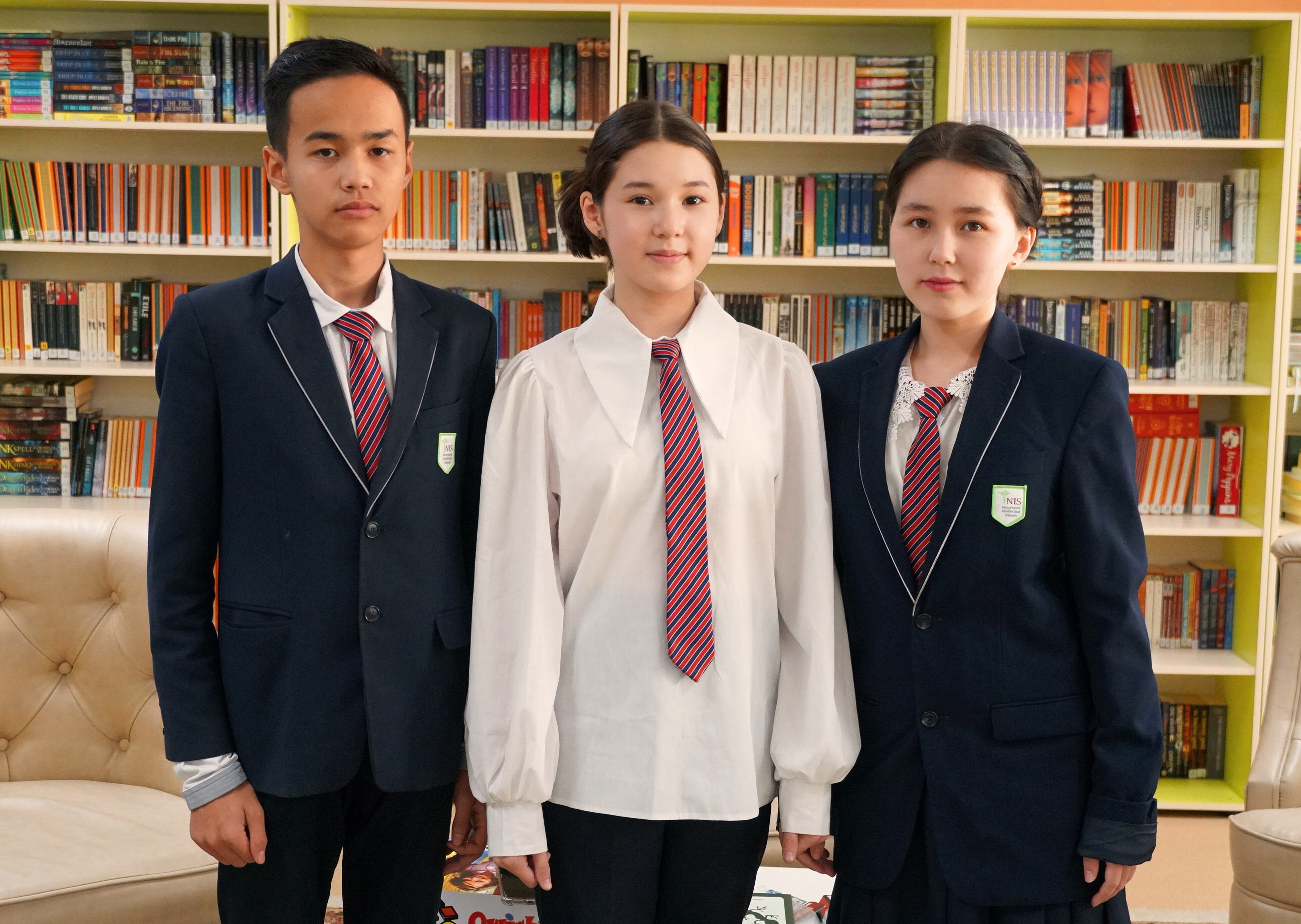 توعىزقۇمالاقتان توپ جاردى