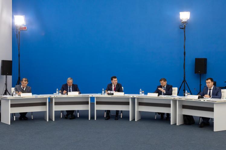 ارحيۆ ماتەريالدارى جۇيەلەنەدى