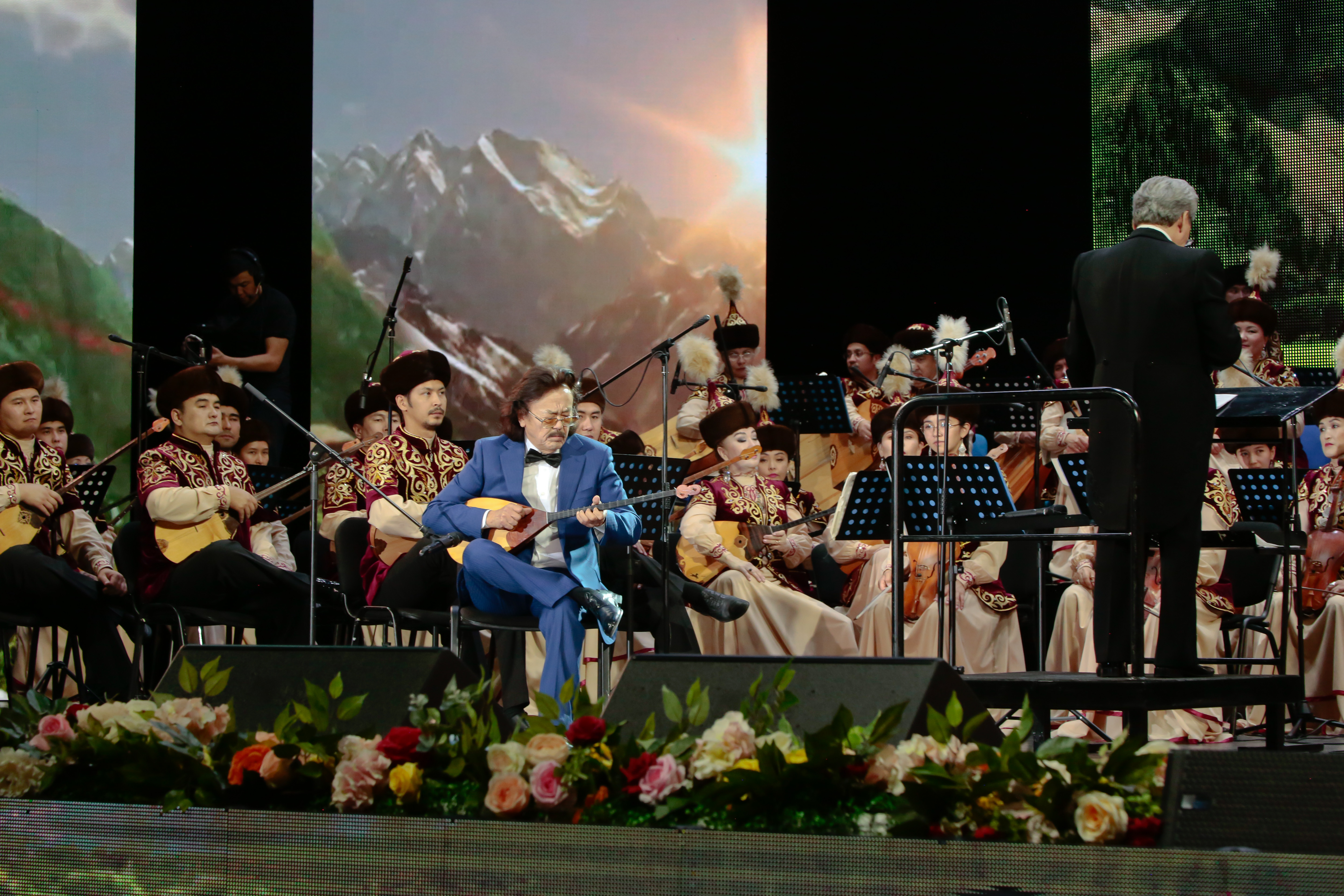 سەزىمدى تەربەگەن سەكەن كۇيلەرى