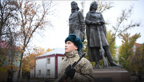 ورالدا باتىر قىزدىڭ عاسىرلىق تويى اتالىپ ءوتتى