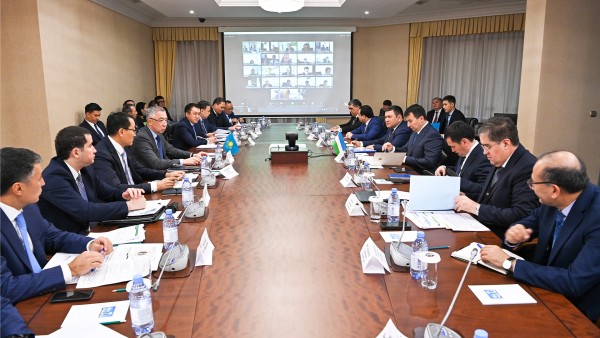 وتاندىق بيزنەس مۇددەسى تالقىلاندى