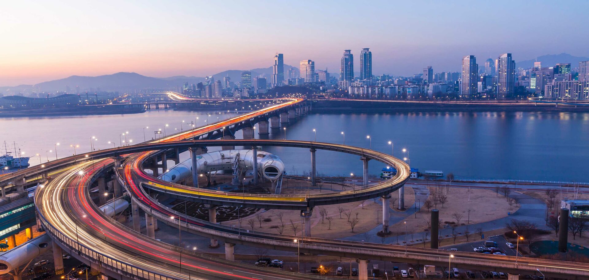 الەمدىك برەندتىڭ اينىماس فيلوسوفياسى