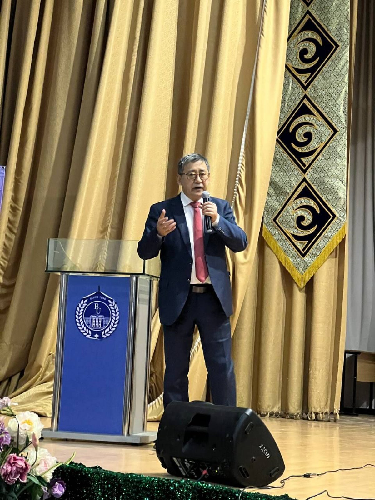 لايىقتى ءومىر – لايىقتى جالاقى