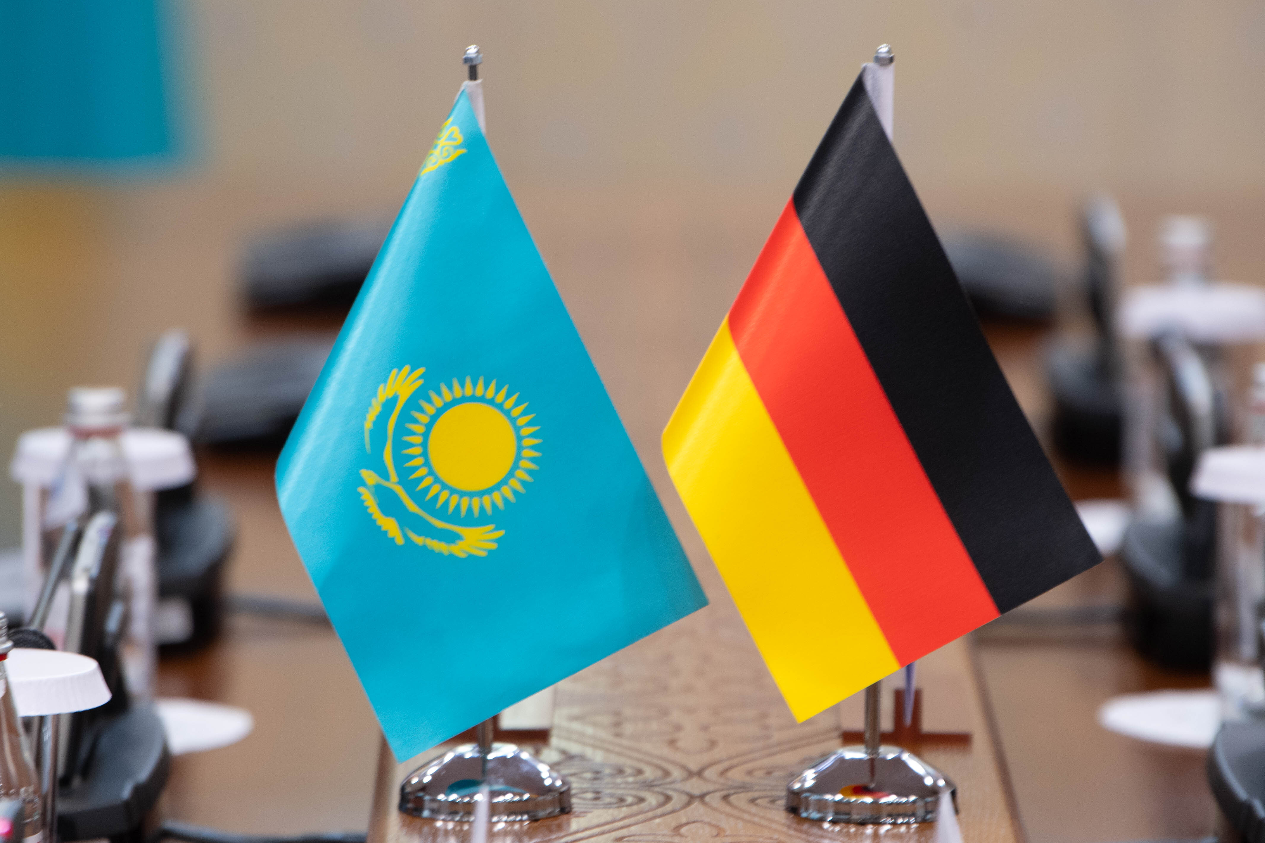 استانا-بەرلين: تولىق تۇسىنىستىك بار