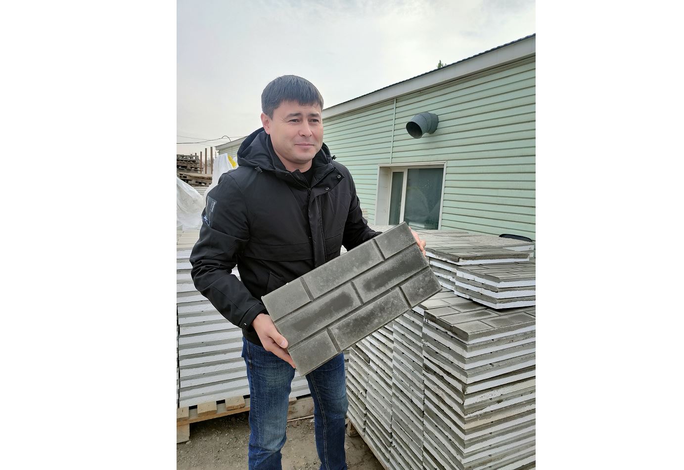 كاسىپكەرلەرگە كومەك