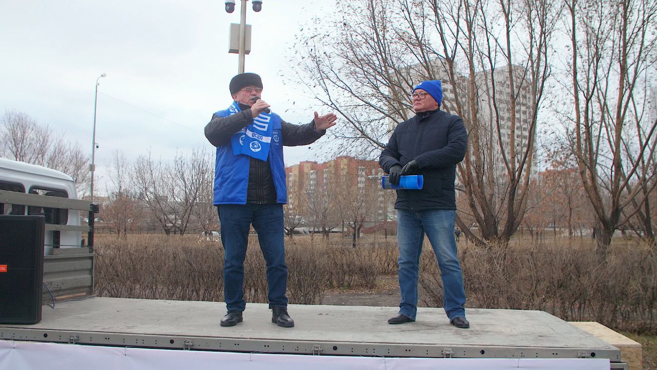 رەتسىز قۇرىلىس تىعىرىققا تىرەيدى