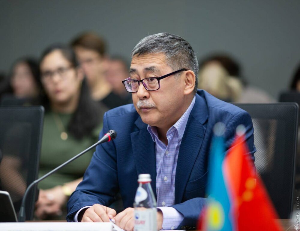 مىندەتتەرىنە سالعىرت قارايدى