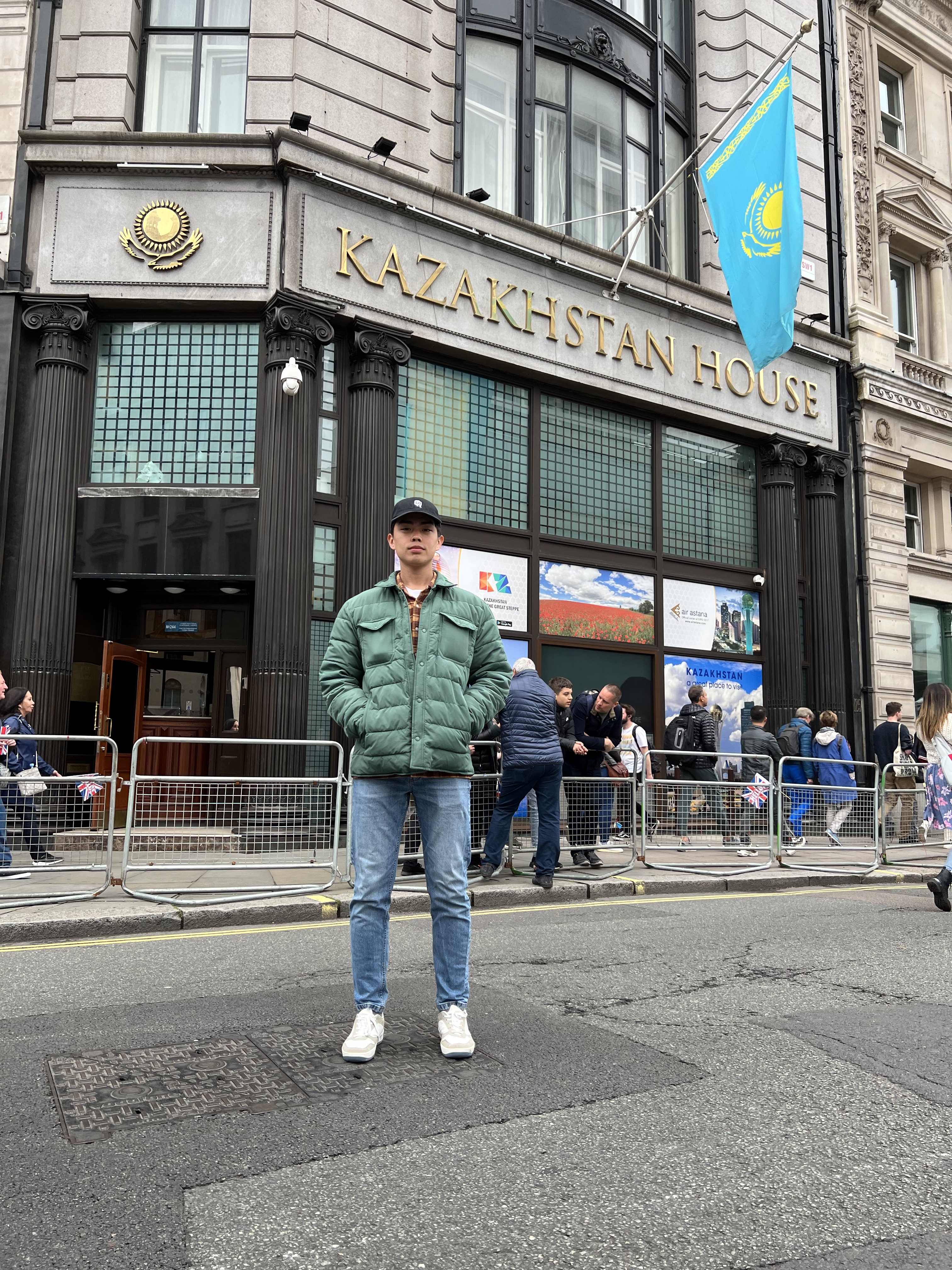 Meta-نىڭ مامانى – عالىمجان